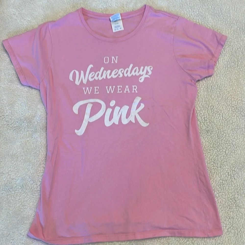 Pink tee - Picture 1 of 3